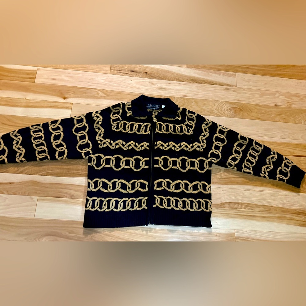Women's MARISA CHRISTINA  Cardigan Sweater s/m
100% cotton